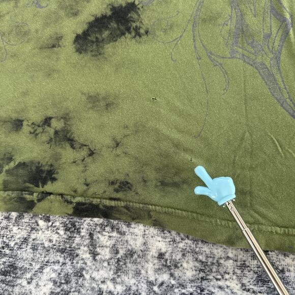 Size XL Affliction Live Fast Men's Shirt Aztec Wings Army Green Vneck Tee - Picture 11 of 12